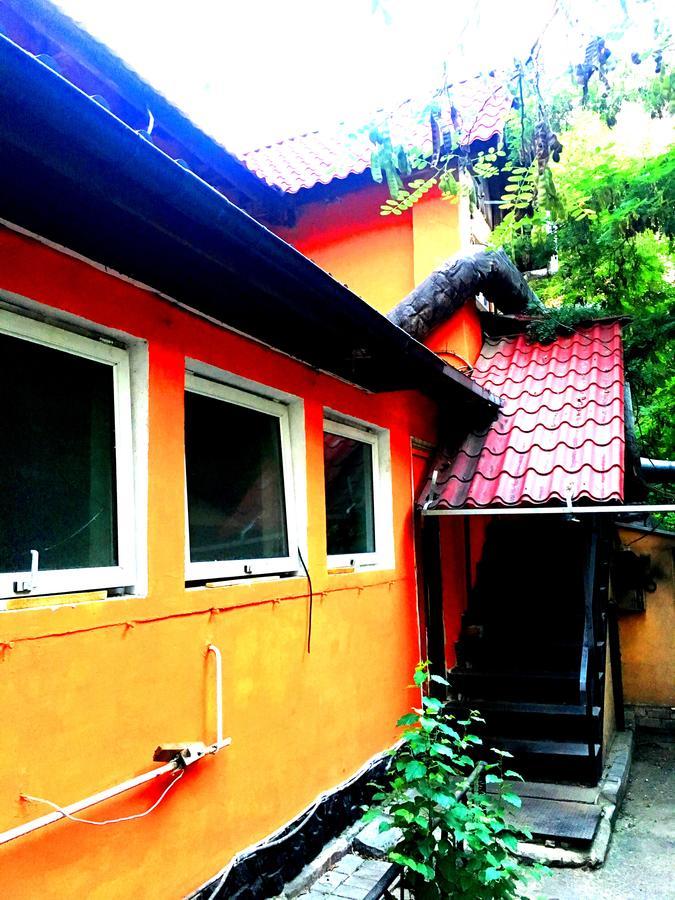 Apelsin Hostel Almaty Exteriér fotografie